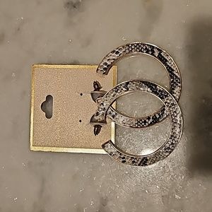 Snake print hoop earrings